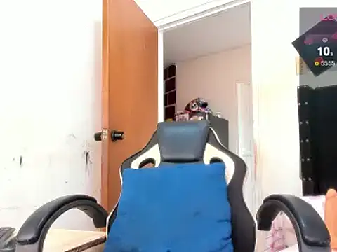 ebonnylatinx online show from 12, 12, 2024