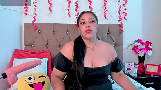 Snapshot of SexxyPamela chatting on 7, 2, 2025 SexxyPamela online show from 7, 2, 2025