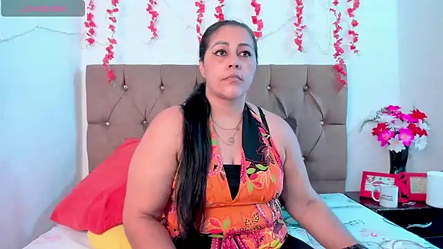 Snapshot of SexxyPamela chatting on 8, 2, 2025 SexxyPamela online show from 8, 2, 2025