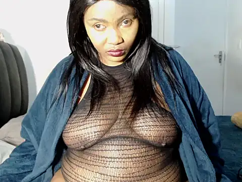Snapshot of BigButtGodess chatting on 12, 6, 2026 BigButtGodess online show from 12, 6, 2026