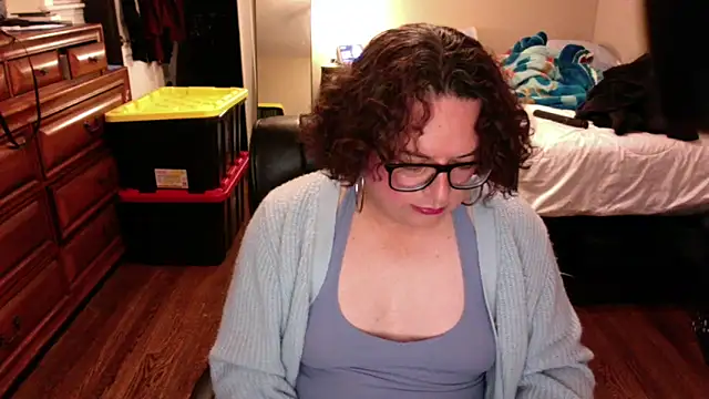 Snapshot of SelenaVianca chatting on 1, 12, 2025 SelenaVianca online show from 1, 12, 2025