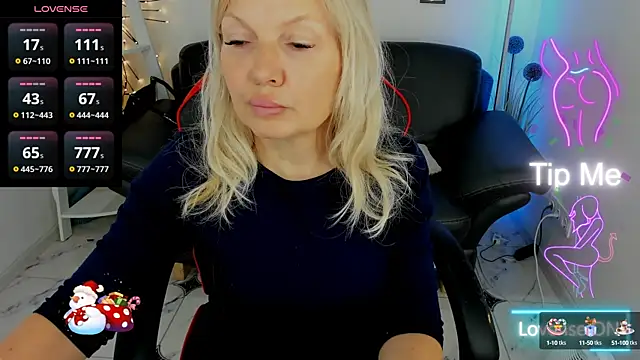 Abby Moore  online show from 18, 3, 2025