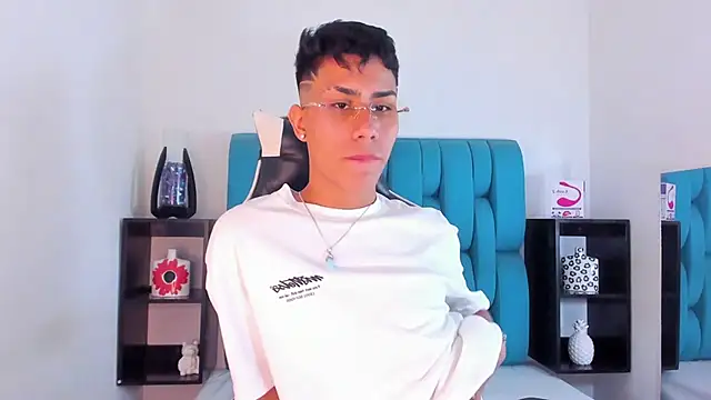 AlanNaughty online show from 25, 1, 2025