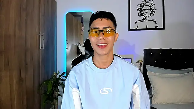 AlanNaughty online show from 16, 4, 2026