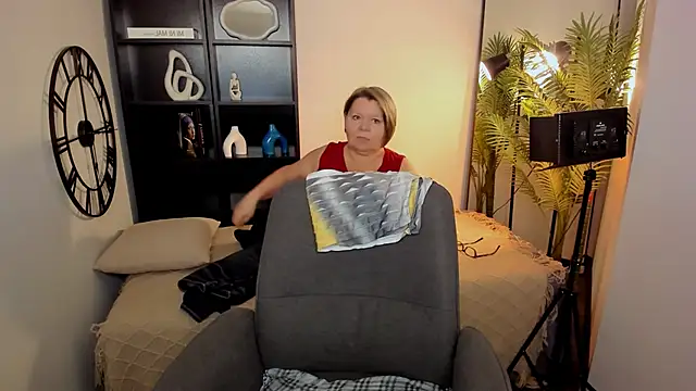 Snapshot of Shannonshine chatting on 14, 5, 2026 Shannonshine online show from 14, 5, 2026