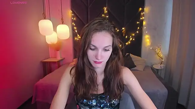 MirandaGlow online show from 27, 12, 2024