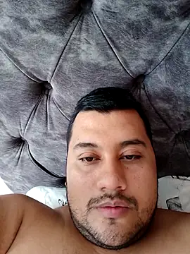 santi hothot online show from 4, 10, 2025