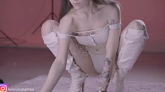 Snapshot of YourBabyPearl chatting on 20, 11, 2025 YourBabyPearl online show from 20, 11, 2025