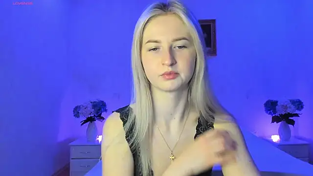 Snapshot of AnnaCarrera chatting on 21, 3, 2025 AnnaCarrera online show from 21, 3, 2025