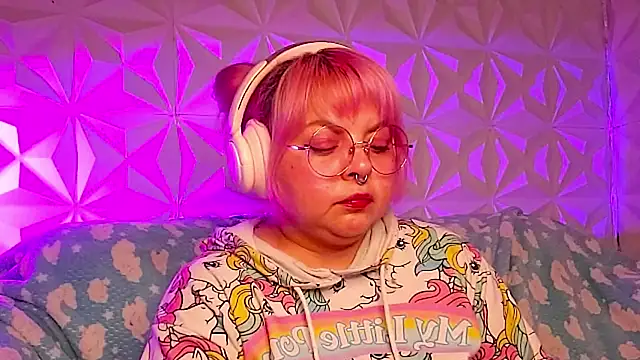 Satyn doll online show from 19, 2, 2026