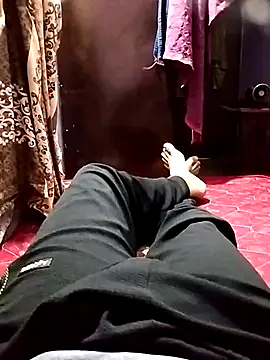 Snapshot of indianguy21 chatting on 29, 3, 2026 indianguy21 online show from 29, 3, 2026