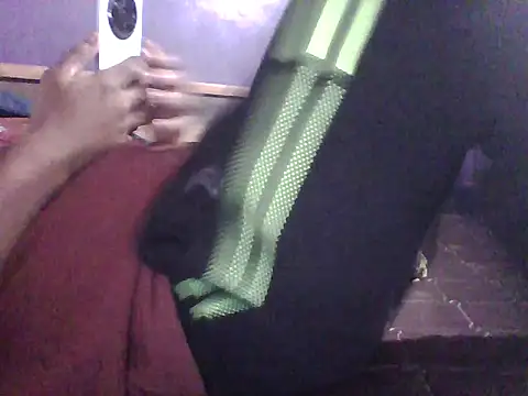 Snapshot of indianguy21 chatting on 7, 6, 2026 indianguy21 online show from 7, 6, 2026