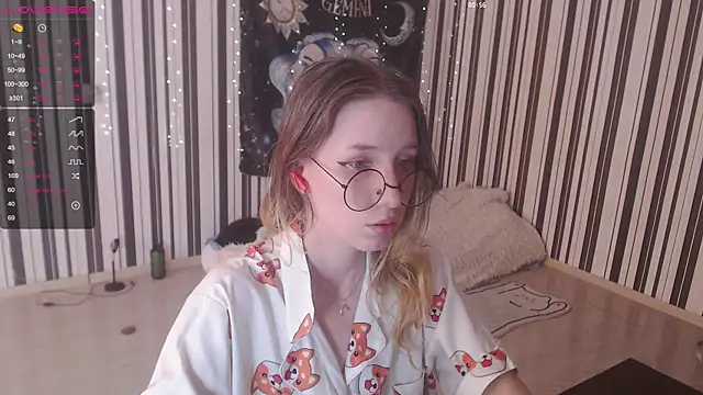  Hanna Moon  online show from 11, 9, 2025