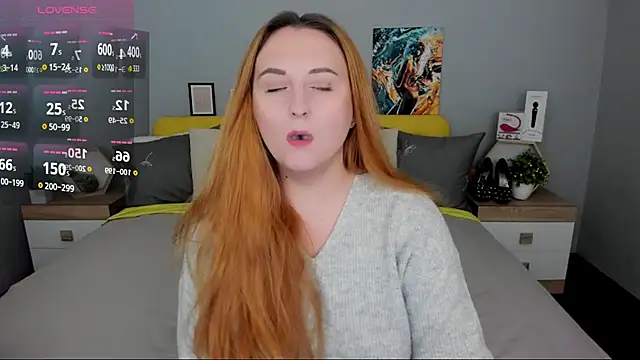 BabeLessi online show from 8, 10, 2025