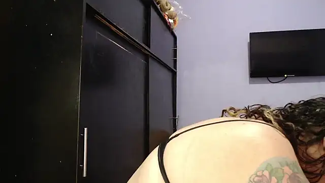 ANGELIQUE KLANE online show from 20, 2, 2025