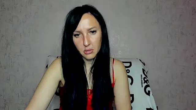 MissGulia online show from 12, 9, 2025