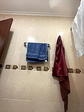 Fancyxlove online show from 4, 11, 2025