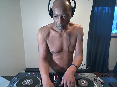 Snapshot of longdick4you8686 chatting on 16, 3, 2025 longdick4you8686 online show from 16, 3, 2025