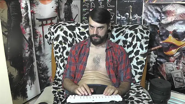 Snapshot of 00george chatting on 27, 5, 2026 00george online show from 27, 5, 2026