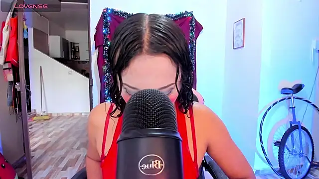 Snapshot of adrena_10 chatting on 17, 5, 2026 adrena 10 online show from 17, 5, 2026