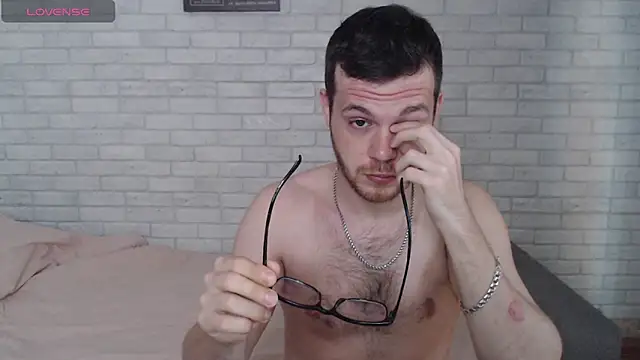 Alexxx horny online show from 16, 7, 2026