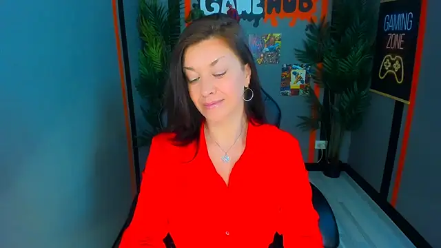 Snapshot of AnaMills chatting on 1, 4, 2026 AnaMills online show from 1, 4, 2026