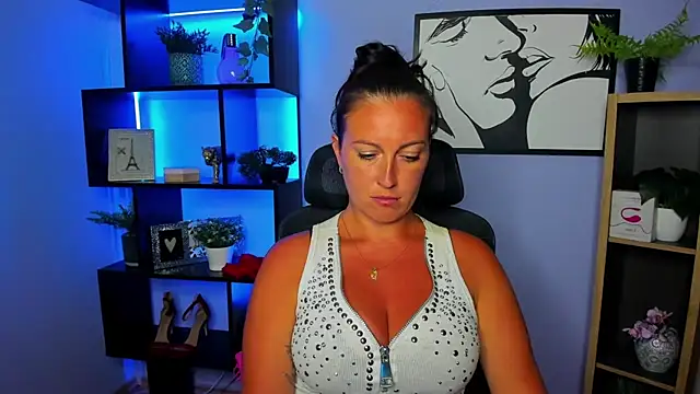 Snapshot of FUN_AMI chatting on 28, 7, 2026 FUN AMI online show from 28, 7, 2026