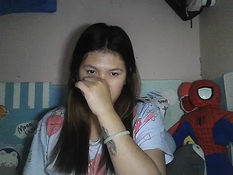 Snapshot of leamorena chatting on 22, 12, 2025 leamorena online show from 22, 12, 2025
