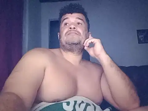 Snapshot of tarra122 chatting on 4, 3, 2026 tarra122 online show from 4, 3, 2026