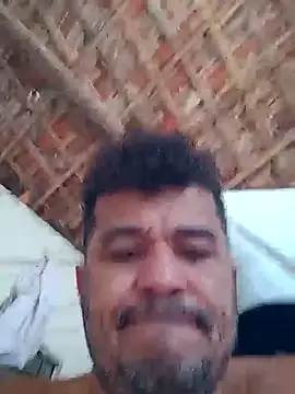 Snapshot of tarra122 chatting on 5, 3, 2026 tarra122 online show from 5, 3, 2026