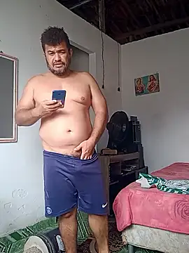 Snapshot of tarra122 chatting on 1, 4, 2026 tarra122 online show from 1, 4, 2026