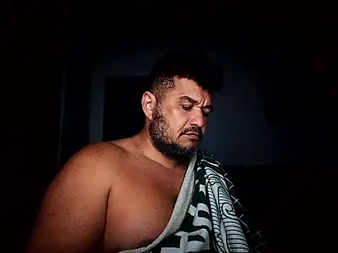 Snapshot of tarra122 chatting on 14, 4, 2026 tarra122 online show from 14, 4, 2026