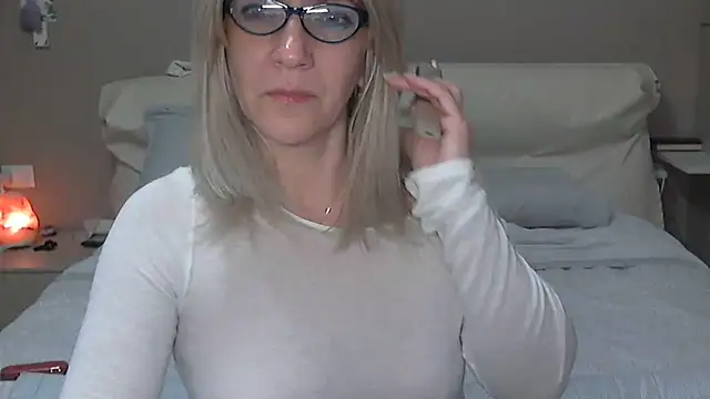 Snapshot of -K-- chatting on 10, 2, 2025 -K-- online show from 10, 2, 2025