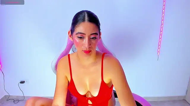 MeganWhite3 online show from 2, 3, 2025