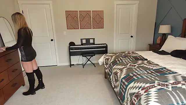 xxyourgirlblair online show from 6, 12, 2024