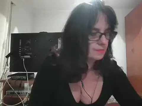 ClaudyGeryn online show from 14, 12, 2024
