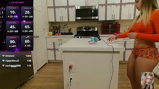 Blondiewithanass online show from 27, 11, 2025