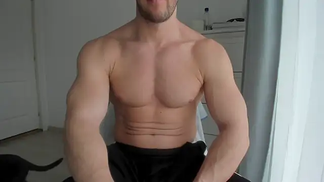 woolfiie online show from 1, 3, 2025