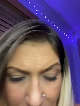 LittleMissEeve online show from 28, 2, 2025