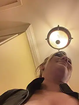 LittleMissEeve online show from 14, 3, 2025