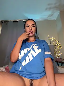 Snapshot of Samispank chatting on 4, 12, 2024 Samispank online show from 4, 12, 2024