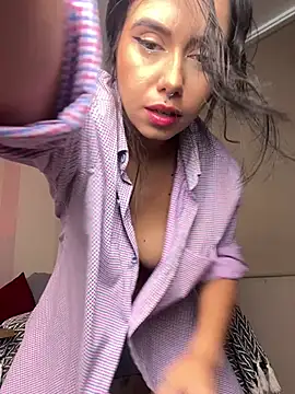 Snapshot of Samispank chatting on 17, 1, 2025 Samispank online show from 17, 1, 2025