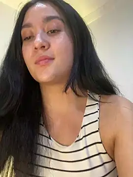 Snapshot of Nina_lovi chatting on 29, 12, 2024 Nina lovi online show from 29, 12, 2024