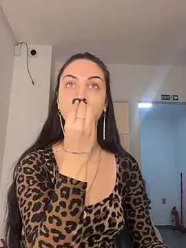 Snapshot of MeganHopeX chatting on 17, 12, 2024 MeganHopeX online show from 17, 12, 2024
