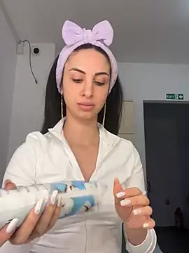 Snapshot of MeganHopeX chatting on 13, 1, 2025 MeganHopeX online show from 13, 1, 2025