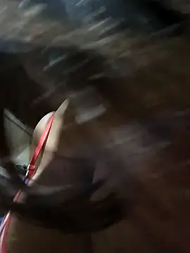 Snapshot of AbellaLizz chatting on 31, 10, 2025 AbellaLizz online show from 31, 10, 2025