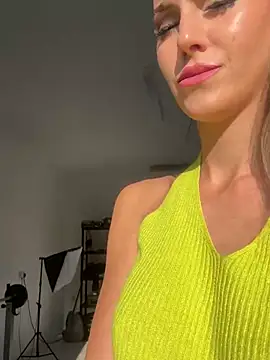 Snapshot of nicole_98 chatting on 26, 2, 2026 nicole 98 online show from 26, 2, 2026