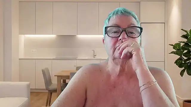 Snapshot of GrannyChrissy68 chatting on 11, 6, 2026 GrannyChrissy68 online show from 11, 6, 2026