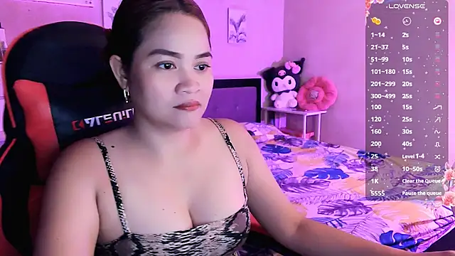 yenyen  online show from 13, 3, 2026