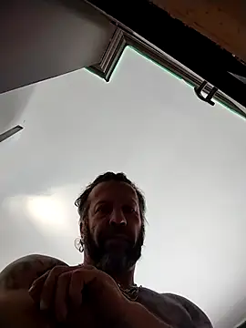 Snapshot of trucker1979 chatting on 6, 2, 2026 trucker1979 online show from 6, 2, 2026